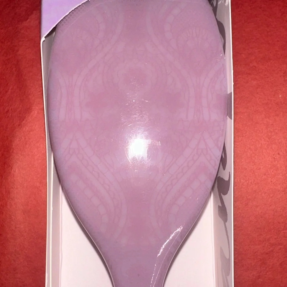 NWT,NIB, WET BRUSH, Original Detangler Purple, BRAND NEW Limited Edition!